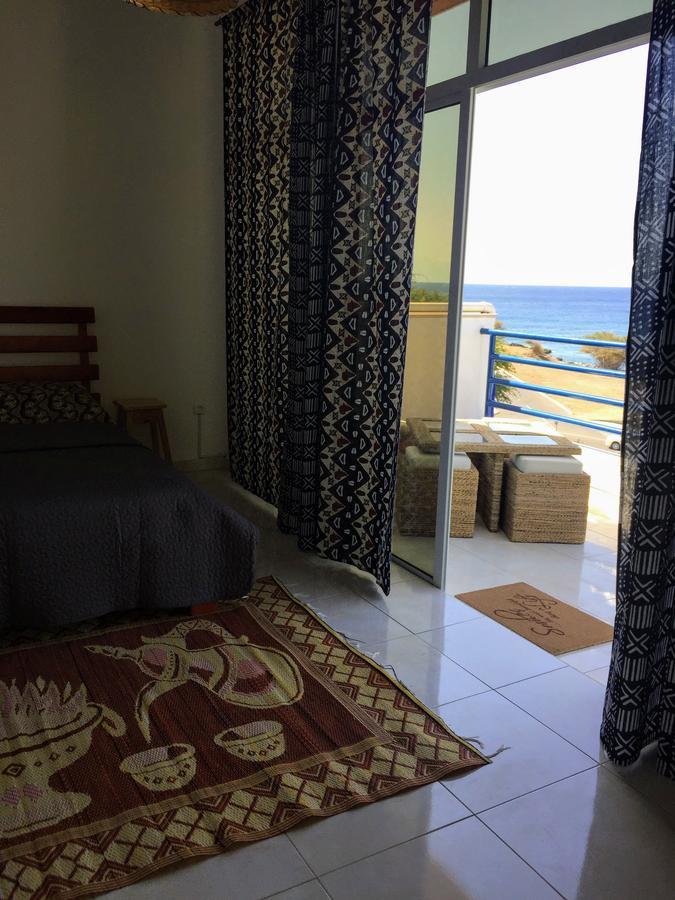 Casa Namaste Bed & Breakfast/Appartement Прая Екстериор снимка